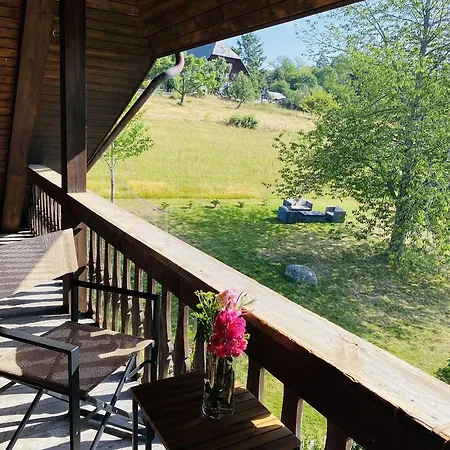 Haus Alpenblick דירה *